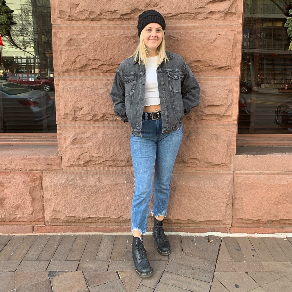 Straight leg high waisted distressed blue jeans